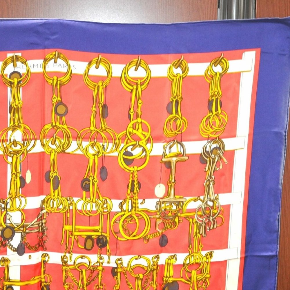 Authentic HERMES Carre 90 Scarf "MORS&FILETS" Silk Blue - Picture 4 of 13